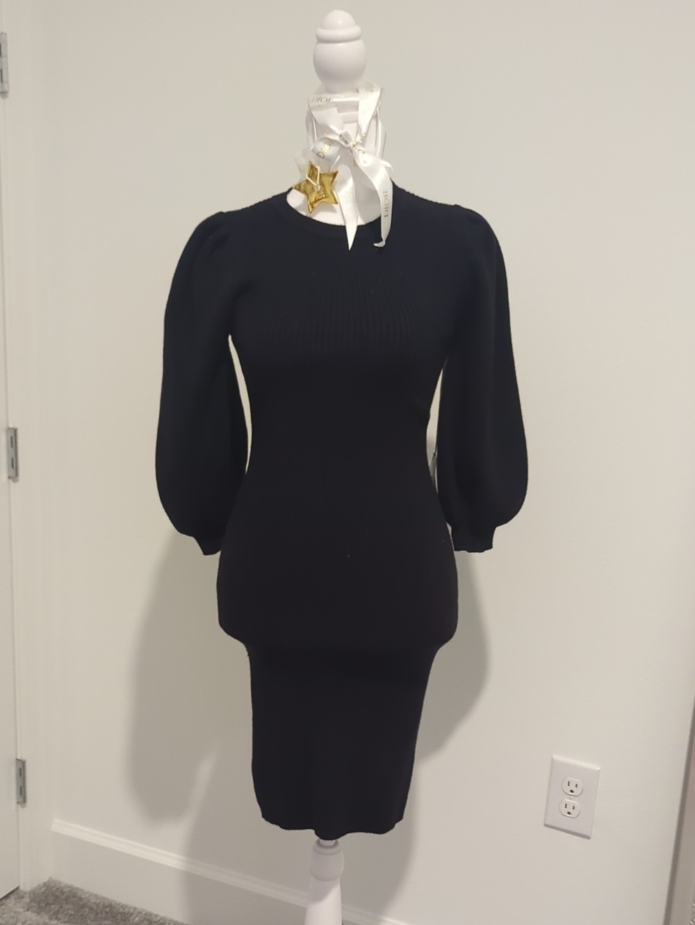 Lumiere Black Puff-Sleeve Long-Sleeve Knit Dress